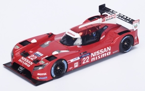NISSAN GT-R LM Nismo n°22 24H Le Mans 2015 HY H. Tincknell - M. Krumm - A. Buncombe