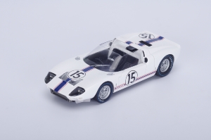 FORD GT 40 n°15 24H Le Mans 1965 - G. Ligier - M. Trintignant