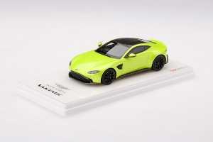 ASTON MARTIN Vantage Lime Essence 2018 1/43