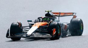 MCLAREN MCL39 N°4 McLaren Formula 1 Team  Vainqueur GP Angleterre 2025 Lando Norris
