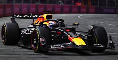 RED BULL Racing RB21 N°1 Oracle Red Bull Racing Vainqueur Las Vegas 2025 Max Verstappen avec Pit Board