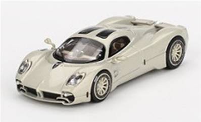 PAGANI Utopia Présentation Grigio Rinascimento 2023 1/64