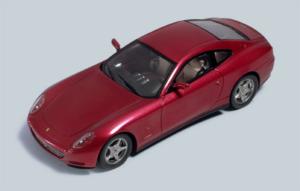 FERRARI 612 Scaglietti rouge foncé métal