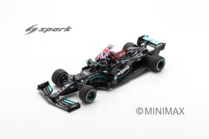 MERCEDES-AMG F1 W12 E Performance n°44 Petronas Formula One Team Vainqueur GP Angleterre 2021 Lewis Hamilton (Inclus Figurine tenant le drapeau britannique) 1/18