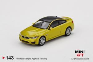 BMW M4 (F82) Austin Yellow Metallic LHD 1/64