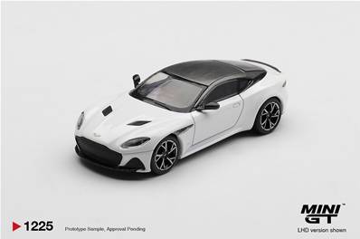 ASTON MARTIN BDS Stratus White 2024 1/64