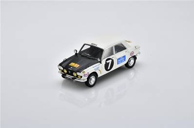 PEUGEOT 204 N°7 Rallye East African Safari (vainqueur de classe) 1967 H. Lionnet - P. Cliff