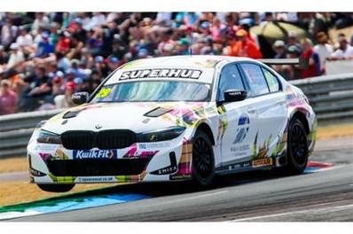 BMW 330i N°29 West Surrey Racing BTCC Knockhill 2026 - Lewis Gilbert (500 ex.)