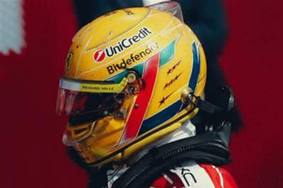 CASQUE Ferrari Scuderia HP GP Grande Bretagne 2026 Lewis Hamilton 1/5
