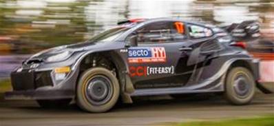 TOYOTA GR Yaris Rally1 HYBRID N°17 Vainqueur Rallye Finlande 2024 S. Ogier - V. Landais