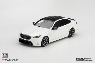 BMW M5 (G90) Alpine White 2025
